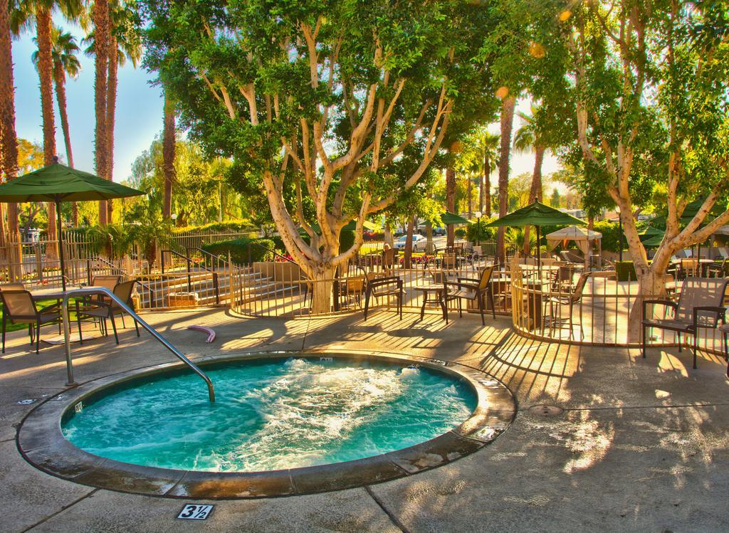 The Villas At Emerald Desert Desert Palms Exterior photo